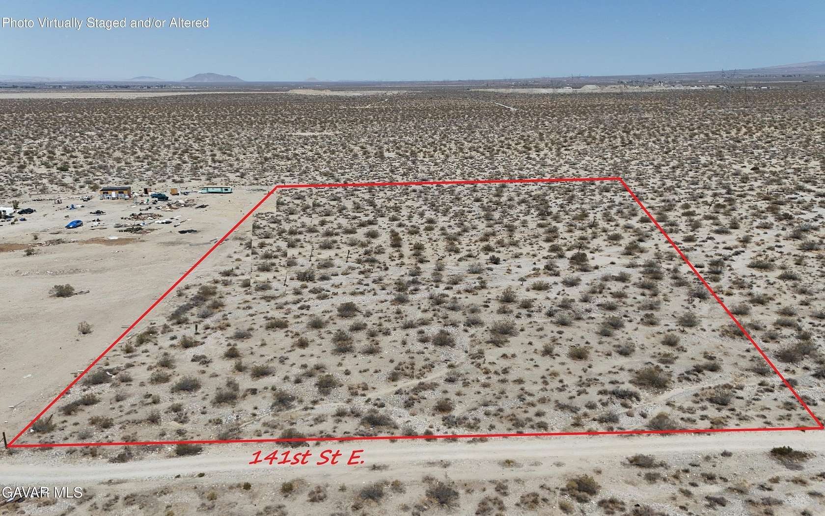 5 Acres of Land for Sale in Pearblossom, California