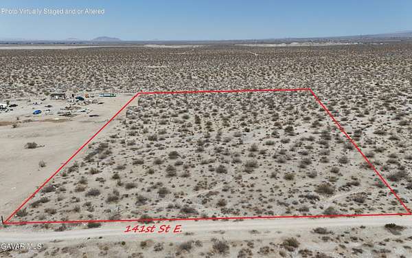 5 Acres of Land for Sale in Pearblossom, California