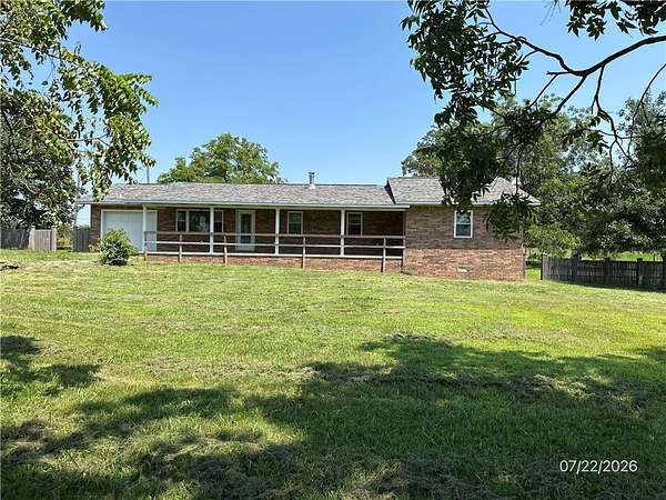 10 Acres of Land with Home for Sale in Marshall, Arkansas