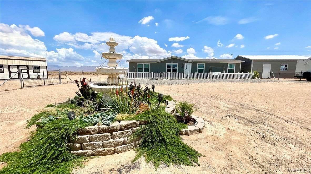 39.2 Acres of Land with Home for Sale in Kingman, Arizona
