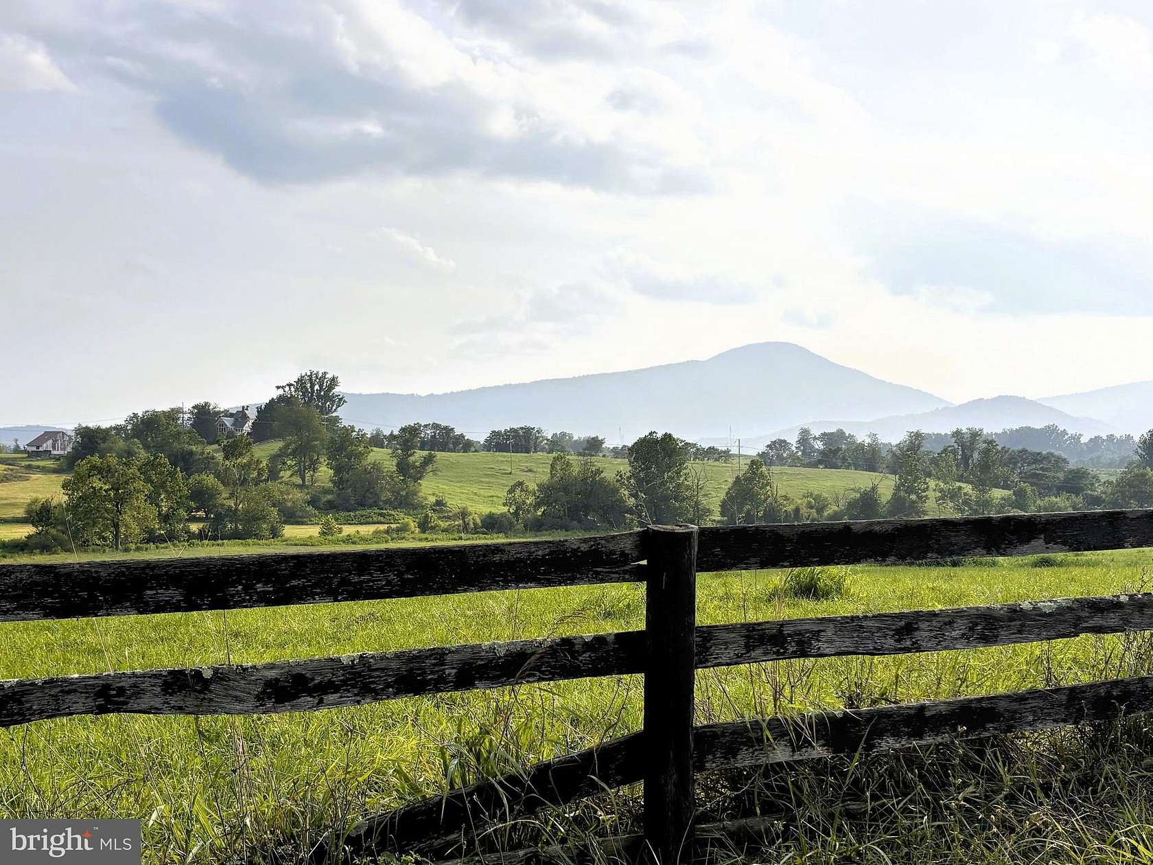 50.2 Acres of Agricultural & Residential Land for Sale in Flint Hill, Virginia