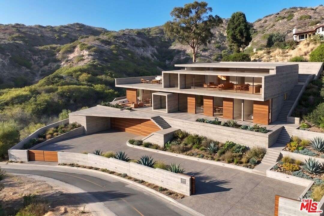 0.77 Acres of Residential Land for Sale in Malibu, California