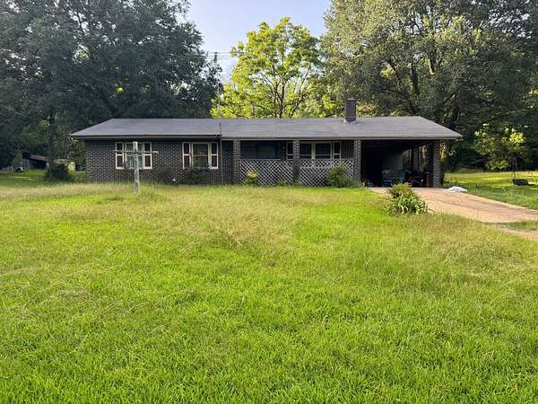 2.68 Acres of Residential Land for Auction in Crystal Springs, Mississippi