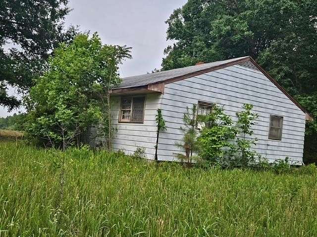 6 Acres of Land for Sale in Keysville, Virginia