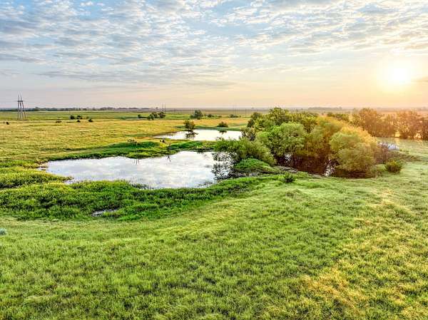 160 Acres of Land for Sale in Garber, Oklahoma