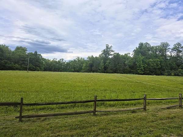 10.2 Acres of Land for Sale in Meherrin, Virginia