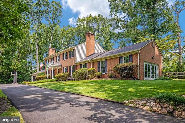 5 Acres of Land with Home for Sale in Fairfax Station, Virginia