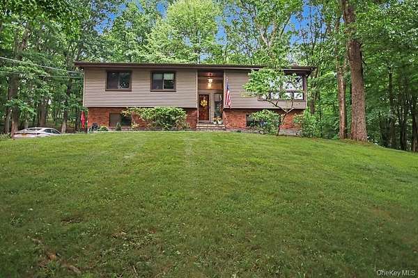 1.52 Acres of Land with Home for Sale in Mahopac, New York