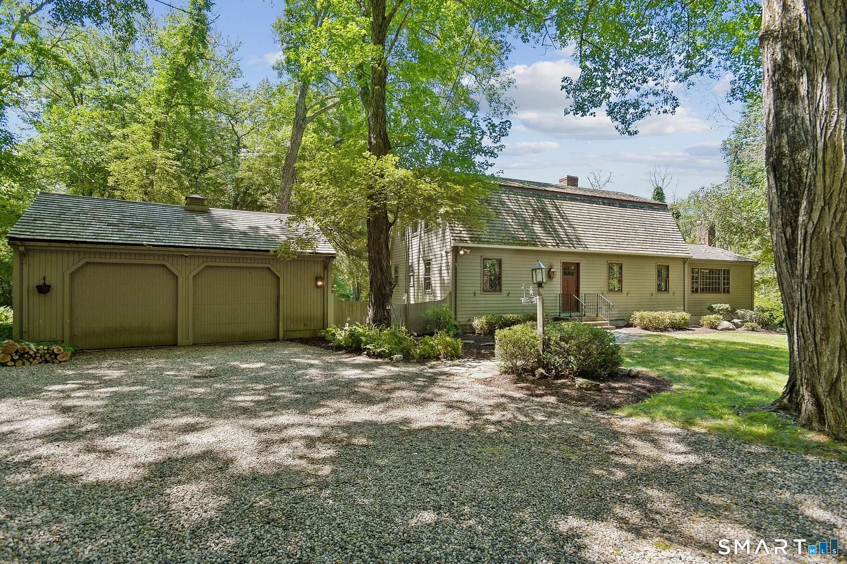 4 Acres of Land with Home for Sale in Stonington, Connecticut