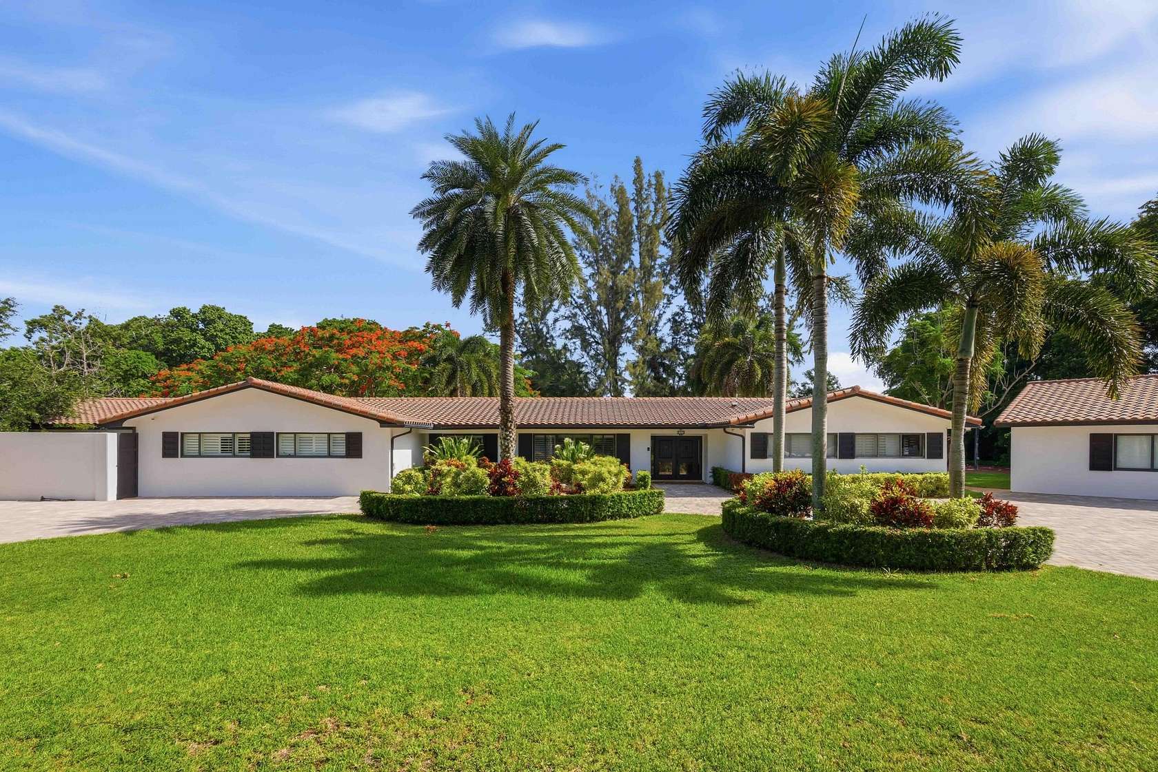 2.16 Acres of Land with Home for Sale in Southwest Ranches, Florida