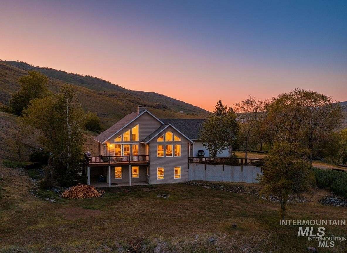 25.3 Acres of Land with Home for Sale in White Bird, Idaho