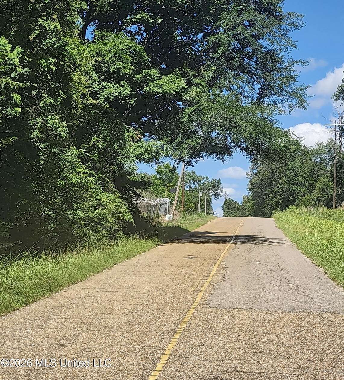 6.6 Acres of Land with Home for Sale in Jackson, Mississippi