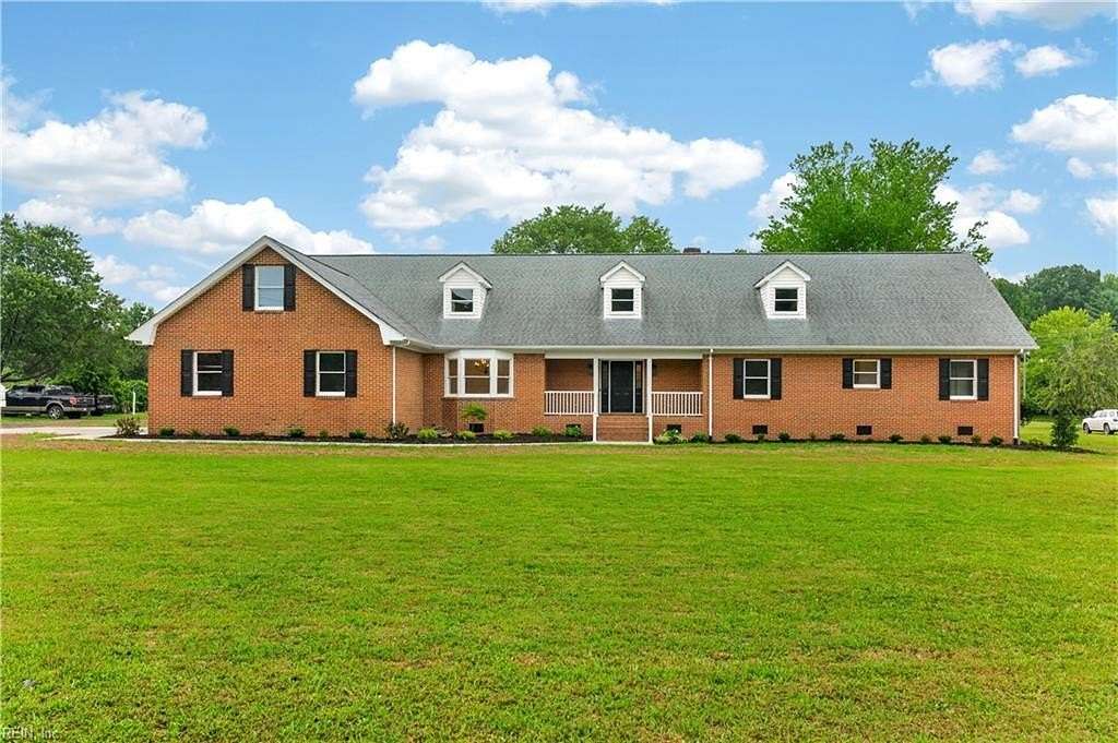 2.67 Acres of Land with Home for Sale in Suffolk, Virginia