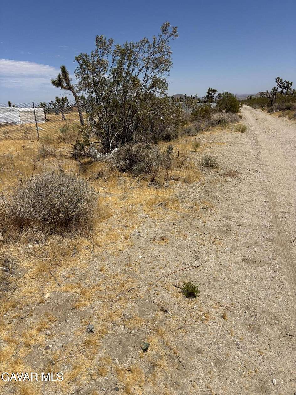 2.54 Acres of Land for Sale in Palmdale, California