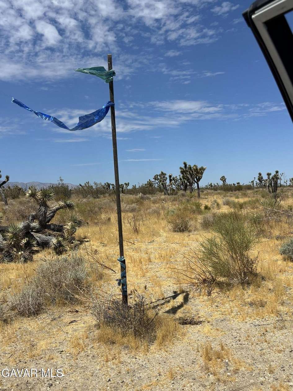 2.54 Acres of Land for Sale in Palmdale, California