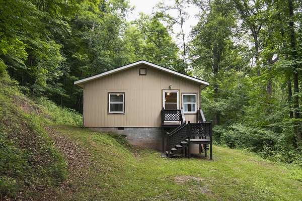 3 Acres of Land with Home for Sale in Hinton, West Virginia
