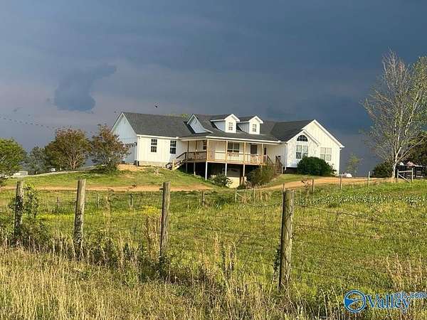 15.5 Acres of Land with Home for Sale in Piedmont, Alabama