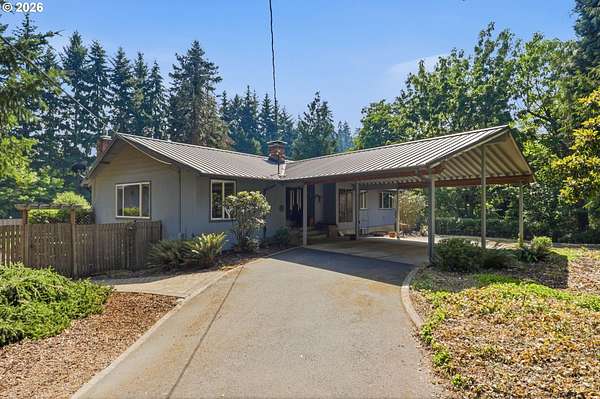 1.54 Acres of Land with Home for Sale in Oregon City, Oregon