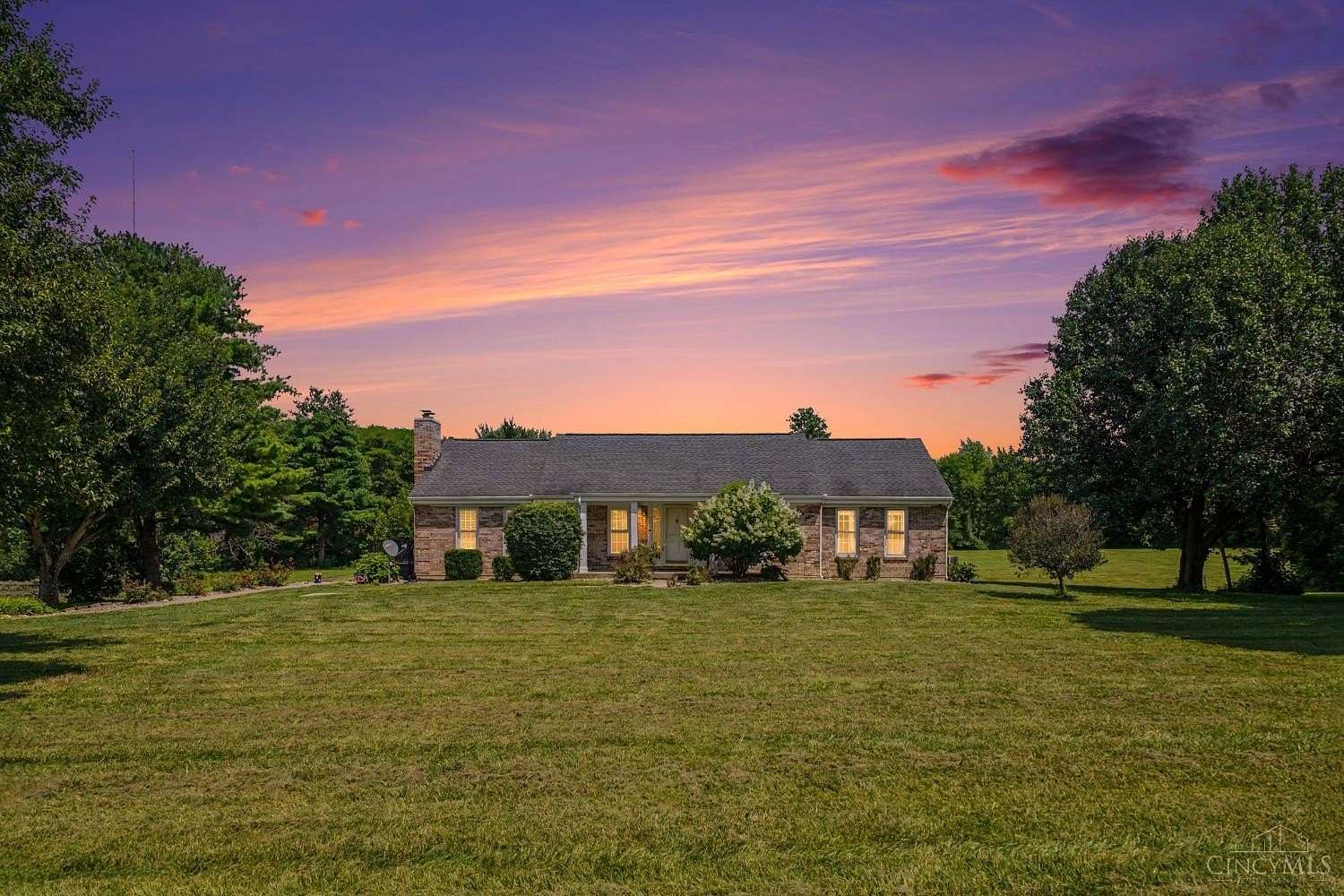 3.13 Acres of Land with Home for Sale in Hamilton Township, Ohio