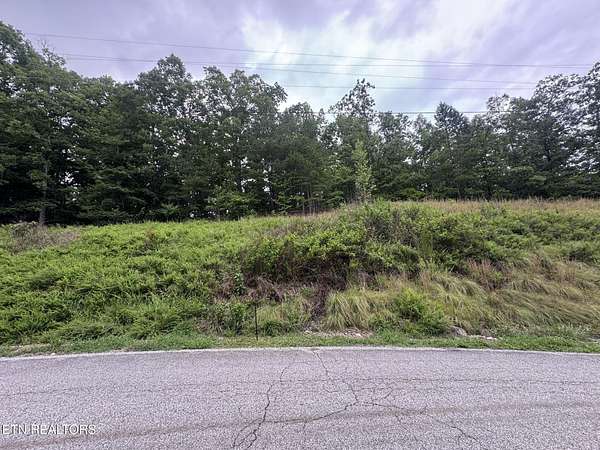 1.1 Acres of Residential Land for Sale in Rockwood, Tennessee