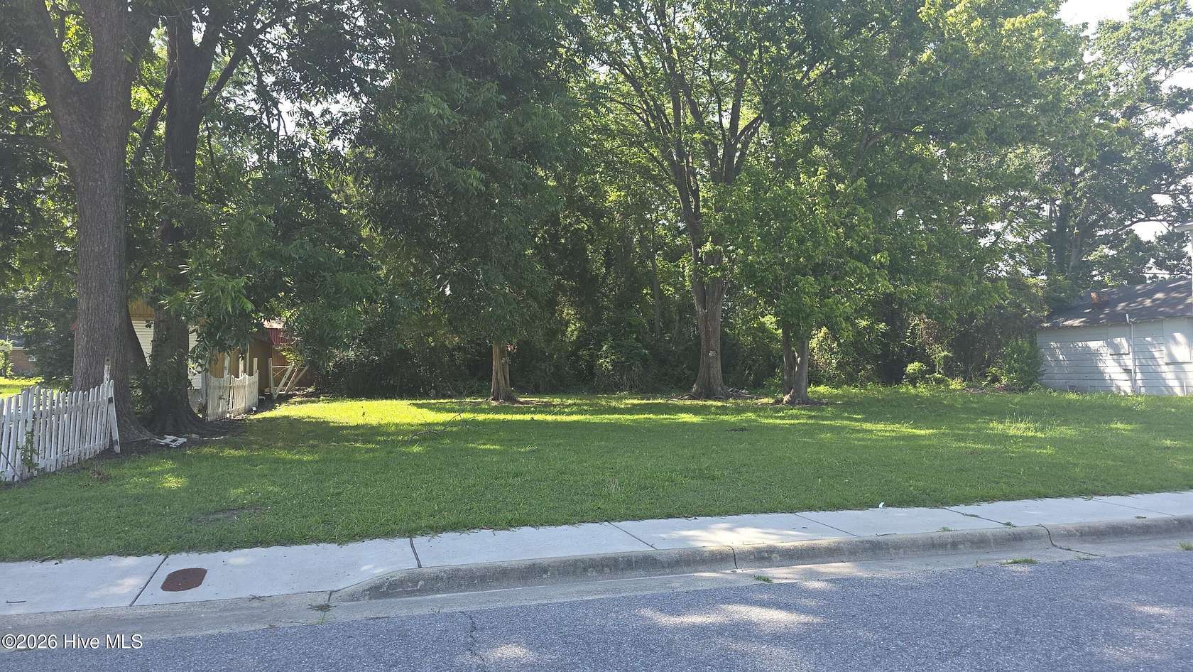 0.11 Acres of Commercial Land for Sale in Washington, North Carolina