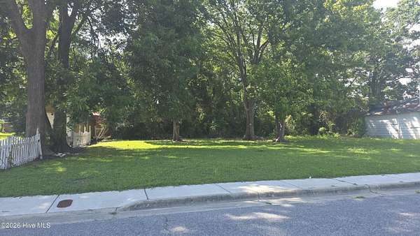 0.11 Acres of Commercial Land for Sale in Washington, North Carolina