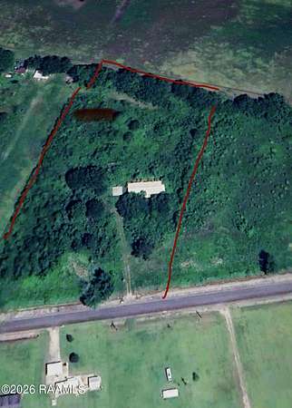 4 Acres of Residential Land for Sale in Arnaudville, Louisiana