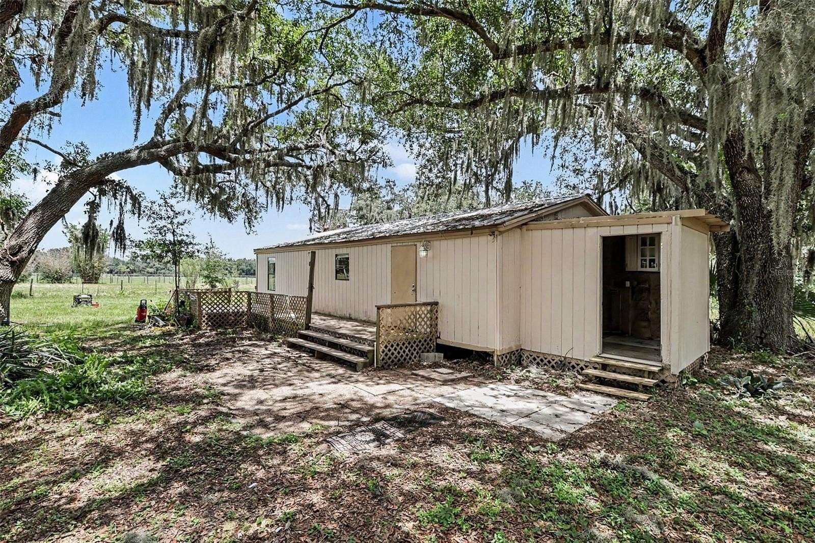5 Acres of Land with Home for Sale in Lithia, Florida