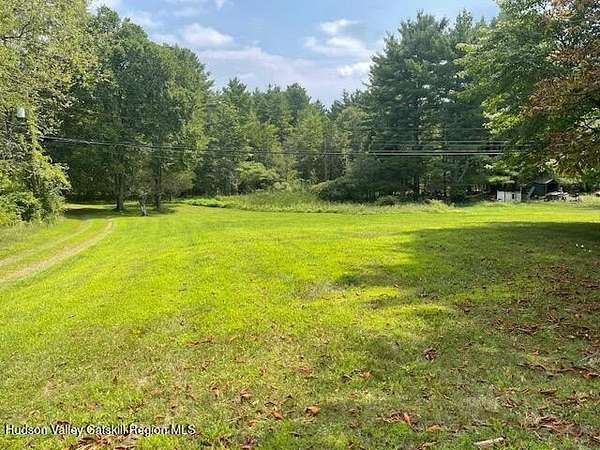 2 Acres of Residential Land for Sale in Earlton, New York