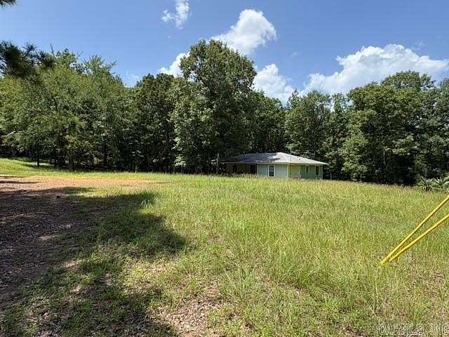 38 Acres of Land with Home for Sale in Prescott, Arkansas