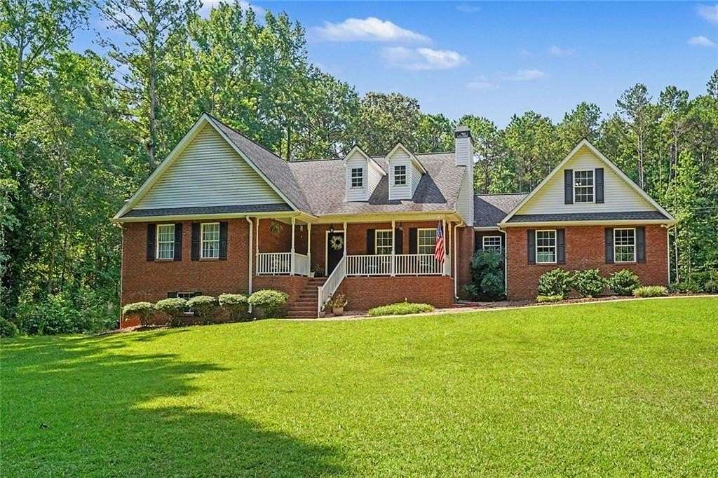 5 Acres of Land with Home for Sale in Stockbridge, Georgia
