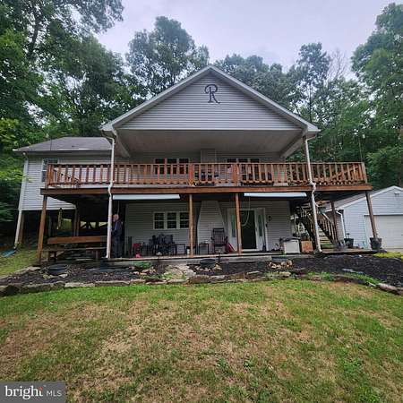 1.7 Acres of Land with Home for Sale in Manchester, Pennsylvania