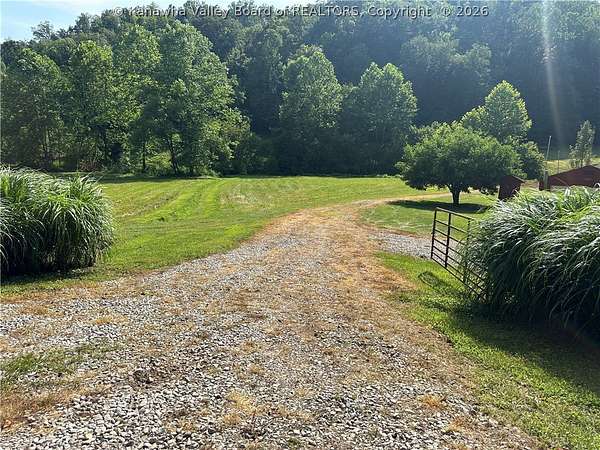 41.3 Acres of Recreational & Residential Land for Sale in Charleston, West Virginia