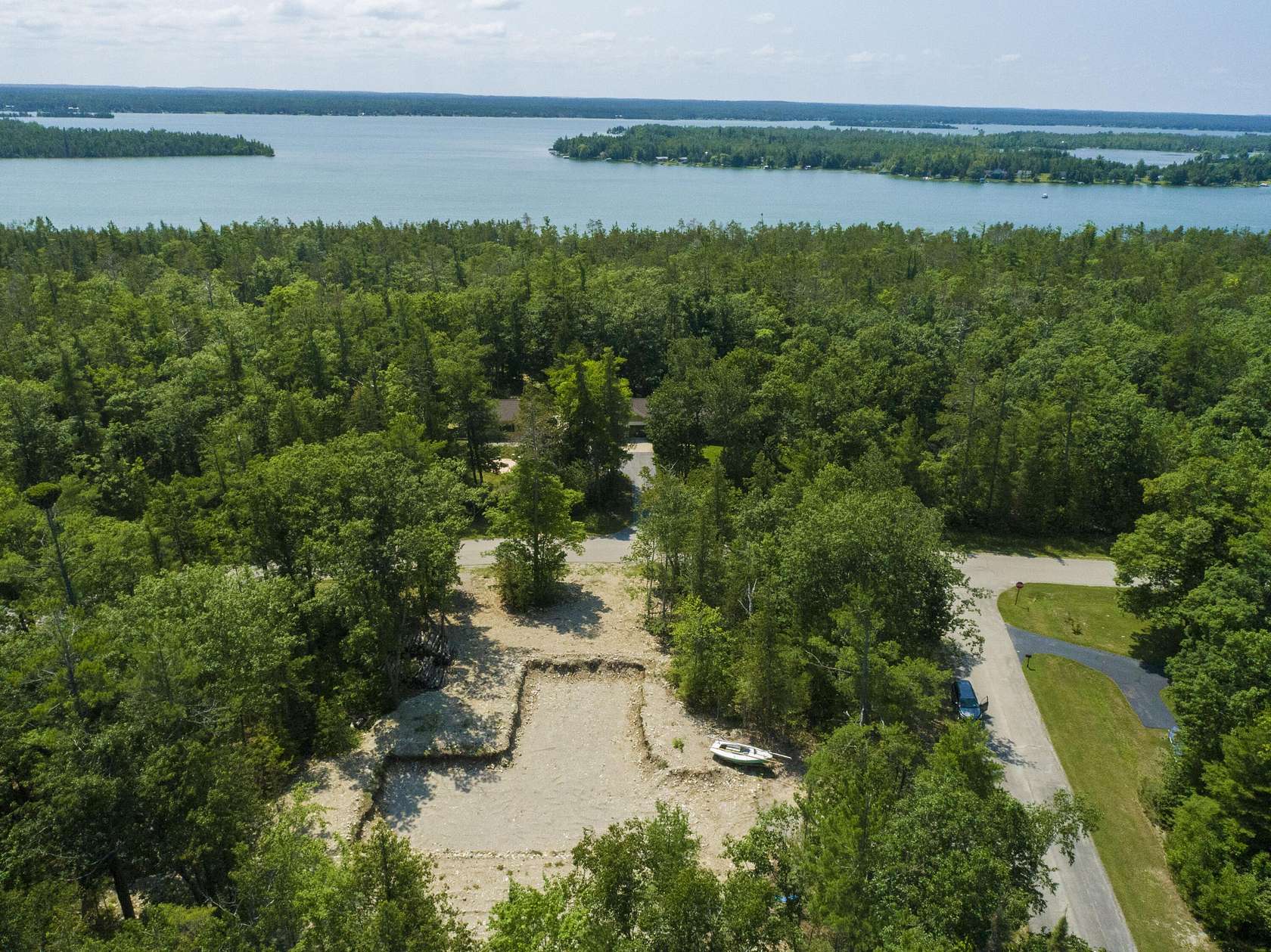 1 Acre of Residential Land for Sale in Presque Isle, Michigan