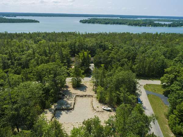 1 Acre of Residential Land for Sale in Presque Isle, Michigan