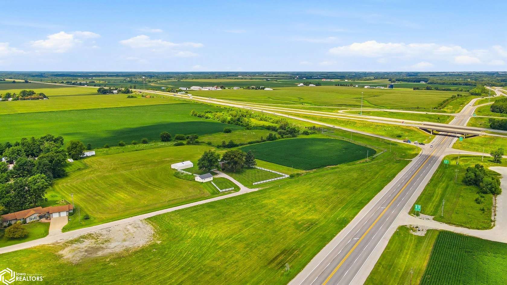 9.38 Acres of Residential Land for Sale in Mount Pleasant, Iowa
