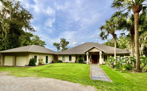 2.25 Acres of Land with Home for Sale in Waldo, Florida