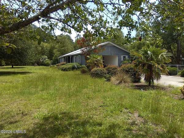12.7 Acres of Land with Home for Sale in Varnville, South Carolina