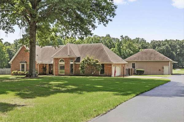 4 Acres of Land with Home for Sale in Bartlett, Tennessee