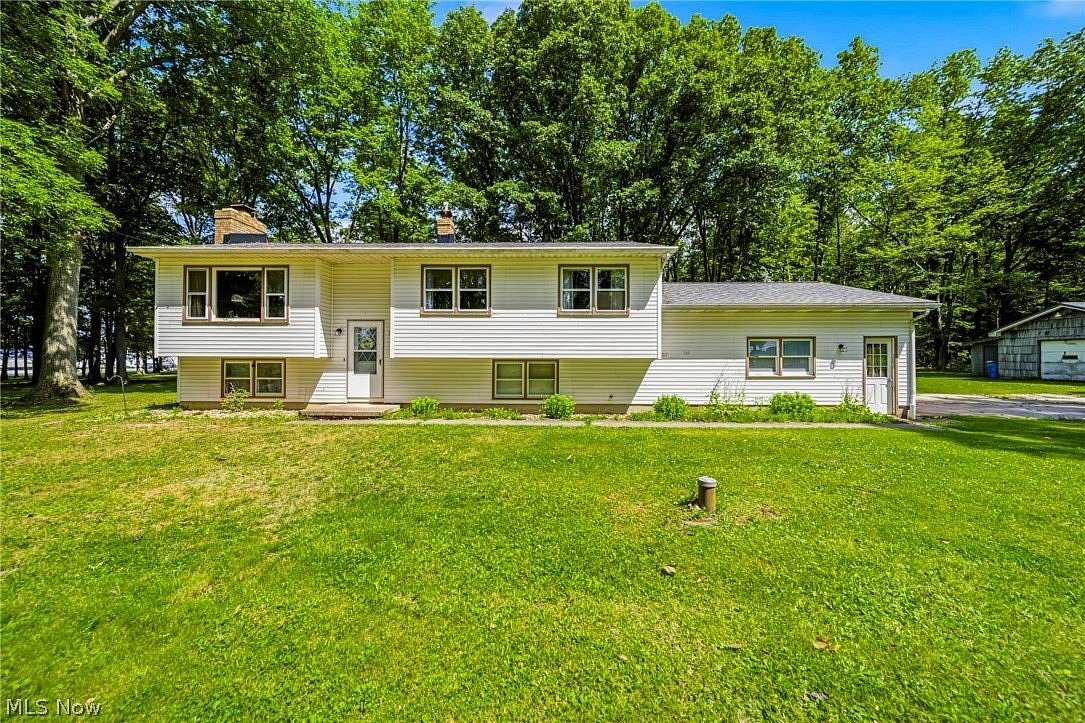 3 Acres of Land with Home for Sale in Middlefield, Ohio