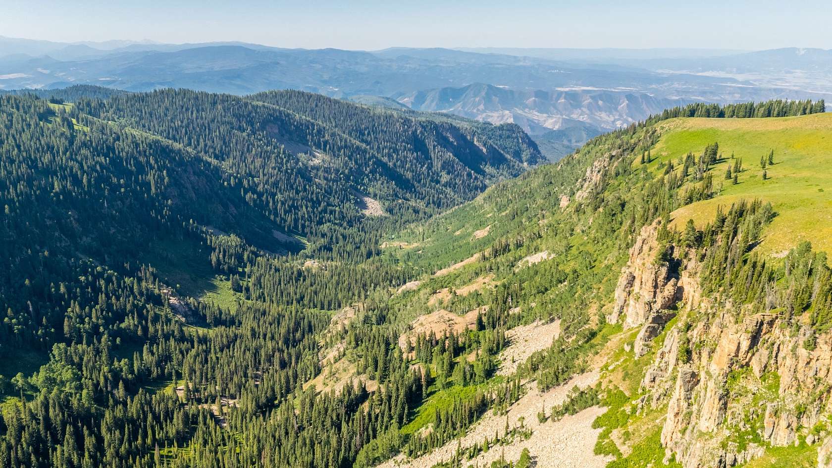 156 Acres of Improved Recreational Land for Sale in Glenwood Springs, Colorado