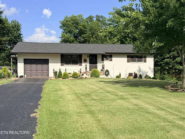 2 Acres of Land with Home for Sale in Rockwood, Tennessee
