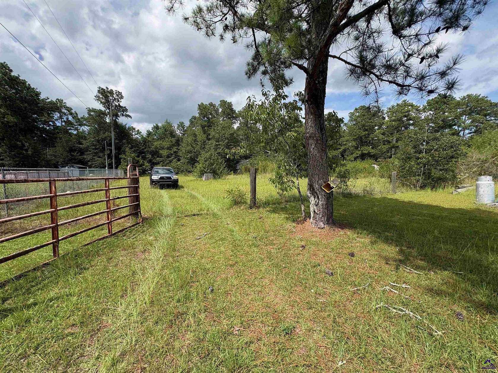 2 Acres of Land for Sale in Byron, Georgia