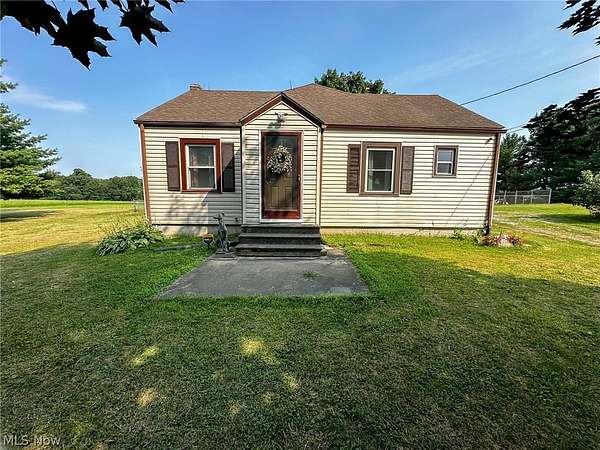 2.12 Acres of Land with Home for Sale in Canton, Ohio