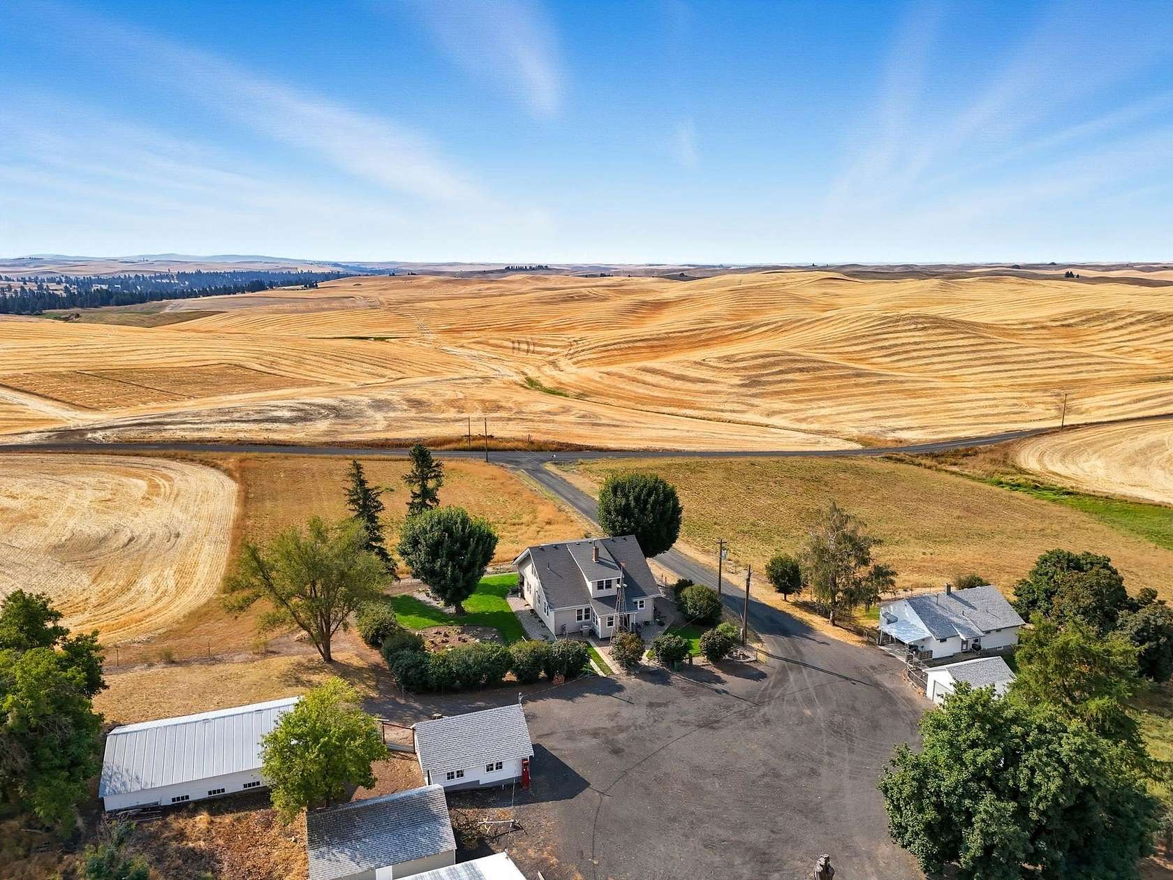 5 Acres of Land with Home for Sale in Rosalia, Washington