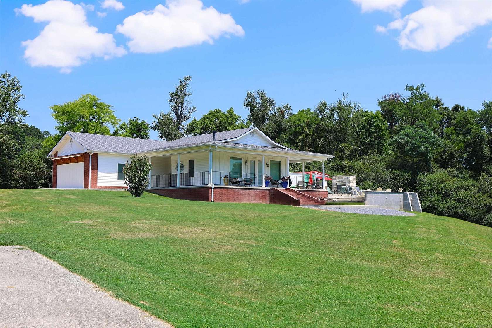 3.1 Acres of Land with Home for Sale in Glenwood, Arkansas