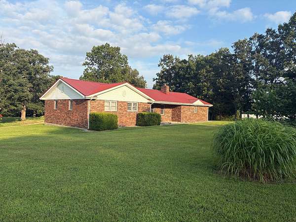 9 Acres of Land with Home for Sale in Lebanon, Missouri