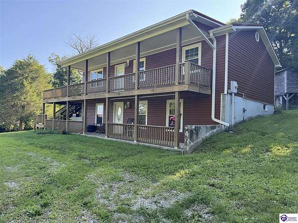 5 Acres of Land with Home for Sale in Mammoth Cave, Kentucky