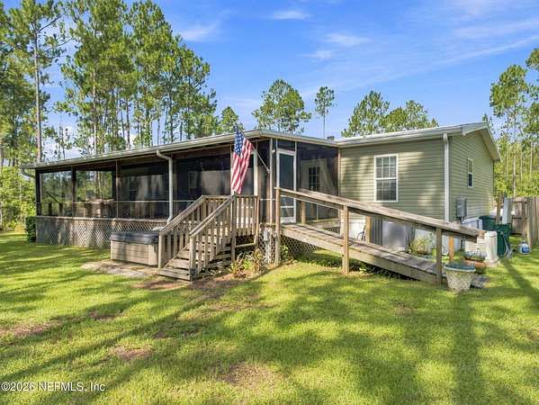 10.5 Acres of Land with Home for Sale in Keystone Heights, Florida