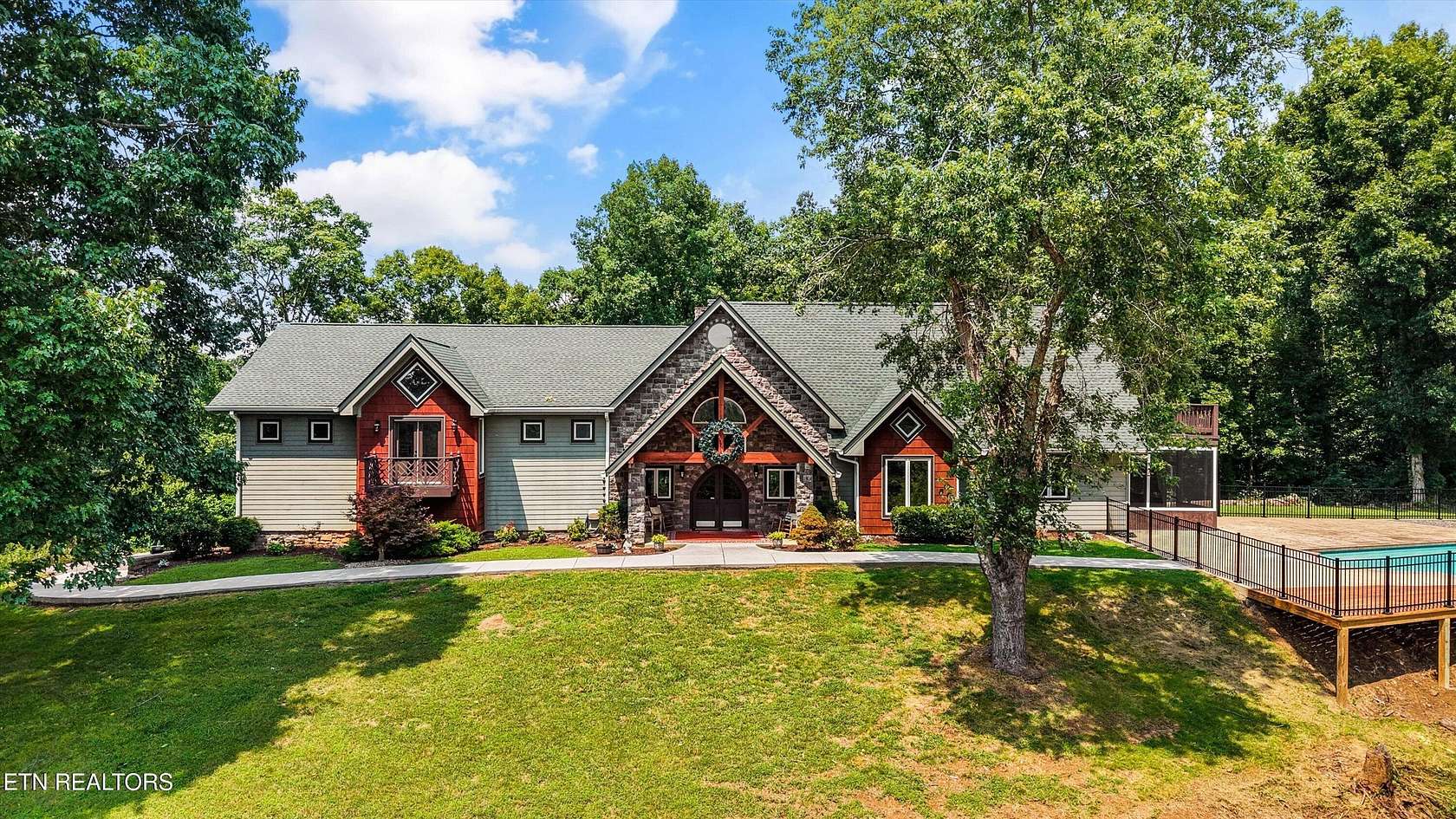 31 Acres of Land with Home for Sale in Knoxville, Tennessee